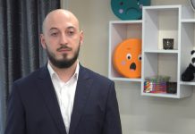 Dzieci i młodzież coraz częściej zgłaszają się do psychologów. Mają w tym pomagać szkoła i nowy model opieki psychologicznej w Polsce