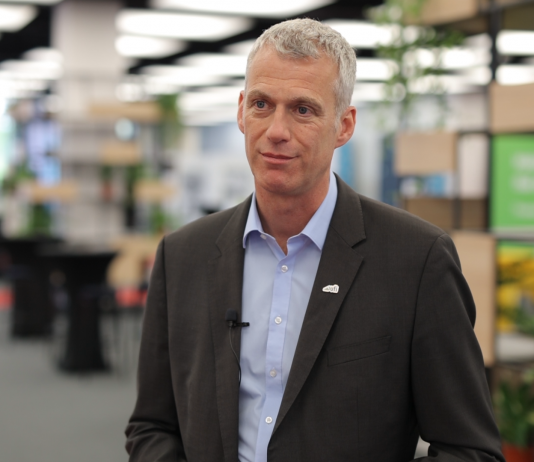 Technologie i online nie wyparły z rynku stacjonarnych targów. Branża wraca do formy sprzed pandemii